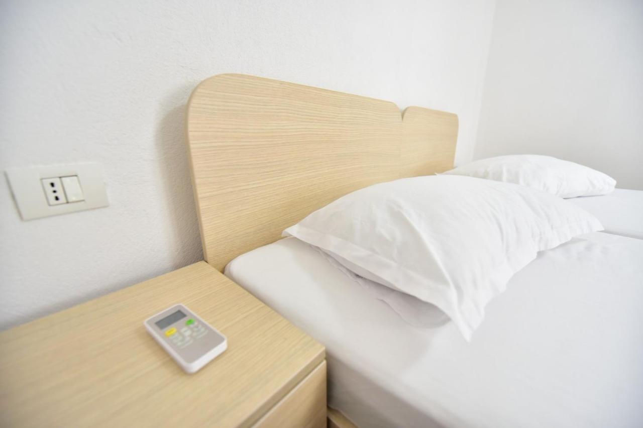 Casa Ryn Hotel Vama Veche Ngoại thất bức ảnh
